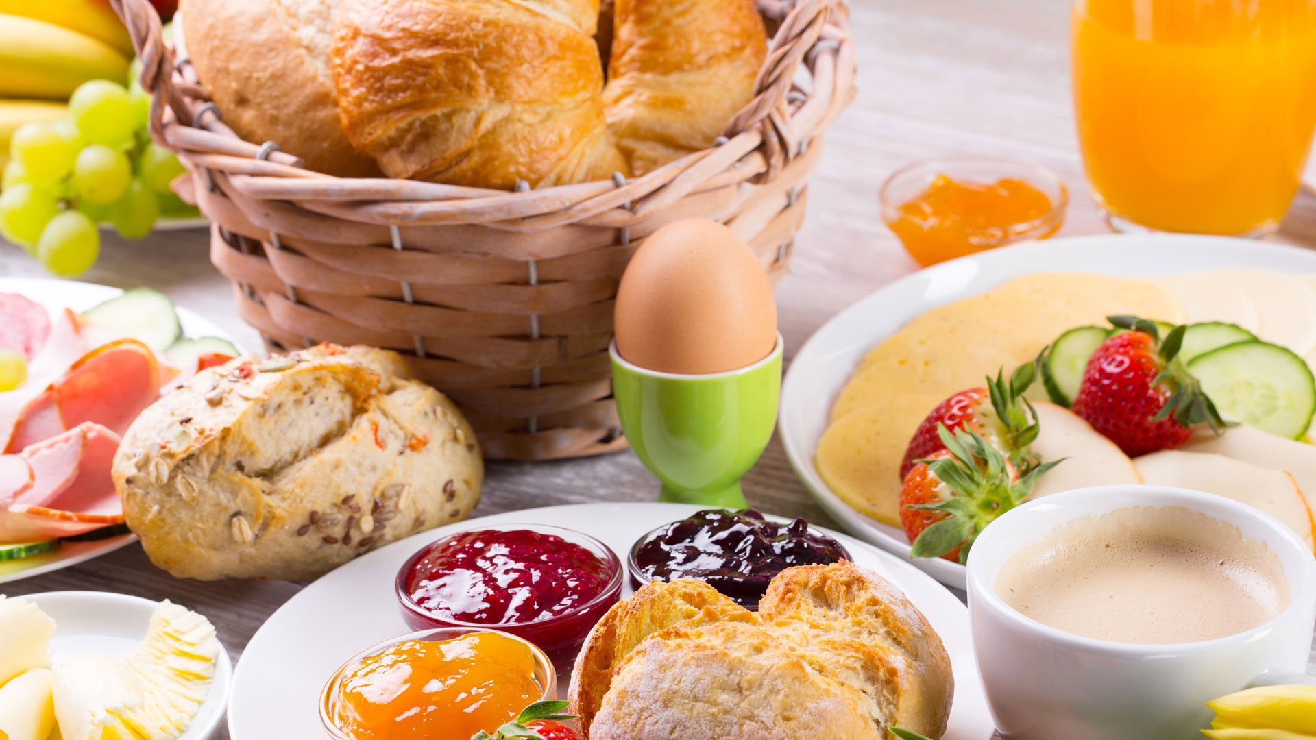 Zum Sattessen: Frühstück und Mittagessen – Günthers Konditorei &amp; Bäckerei